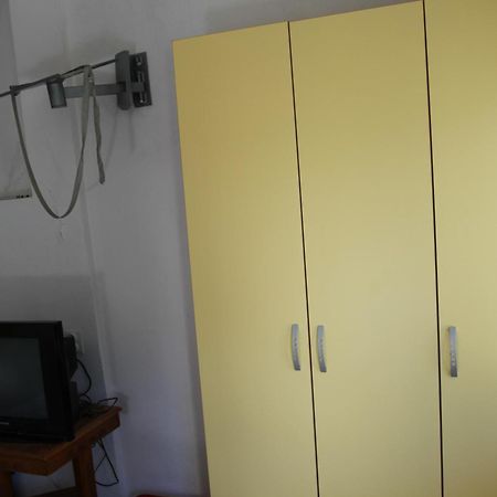 Apartments Popovic Petrovac Buitenkant foto