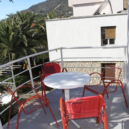 Apartments Popovic Petrovac Buitenkant foto