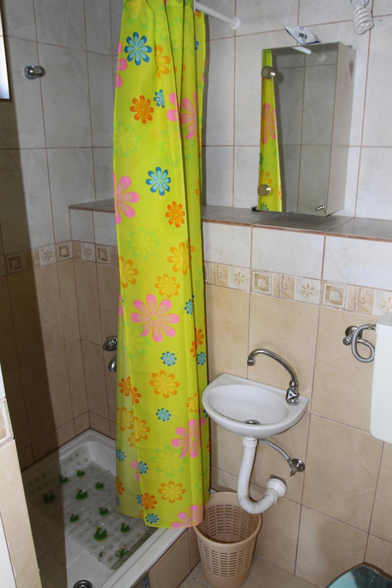 Apartments Popovic Petrovac Buitenkant foto