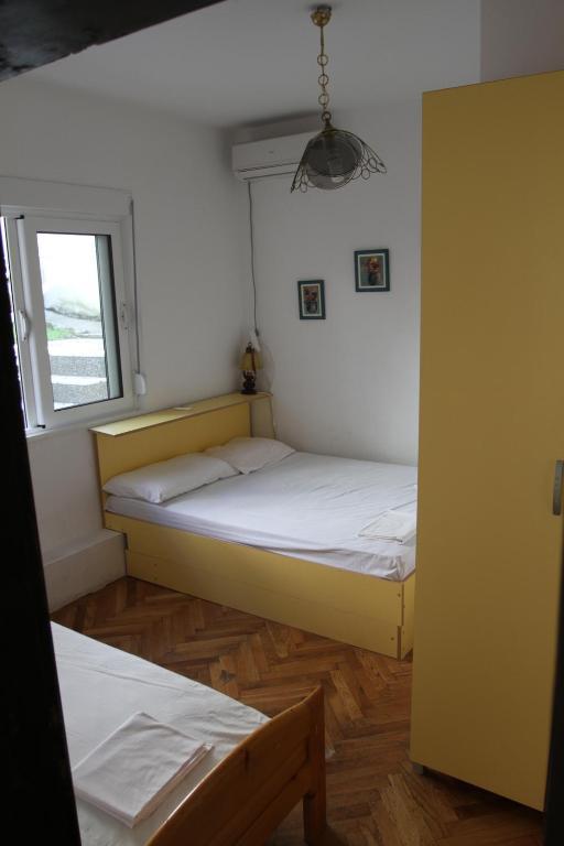 Apartments Popovic Petrovac Kamer foto